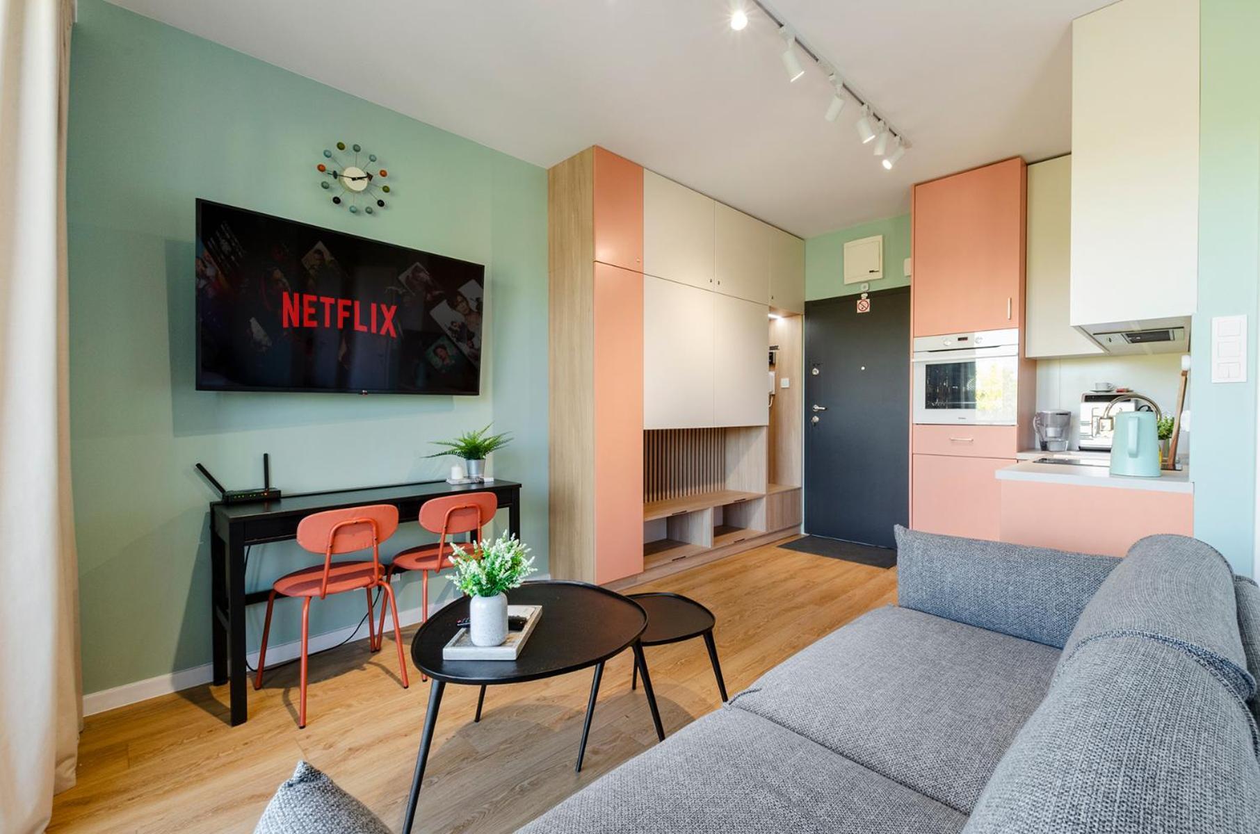 Queen Size Bed - Apartament Obok Manufaktury W Centrum Lodzi - Parking Gratis!!! 外观 照片